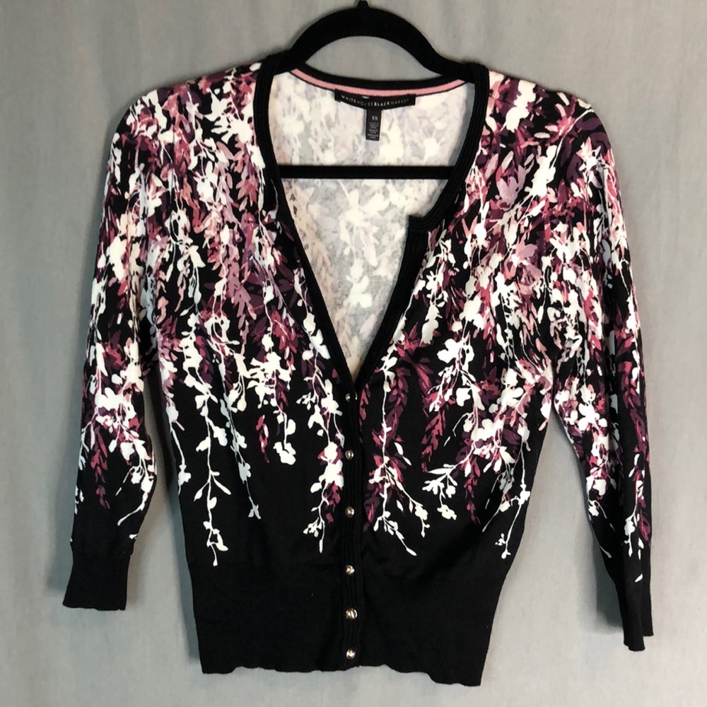 White House Black Market 3/4 Sleeve Floral Snap Front Cardigan